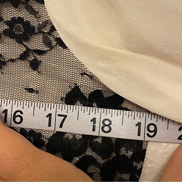 VICTORIA'S SECRET black lace white 100% Silk Button-Down Blouse long sleeve S - Picture 10 of 11